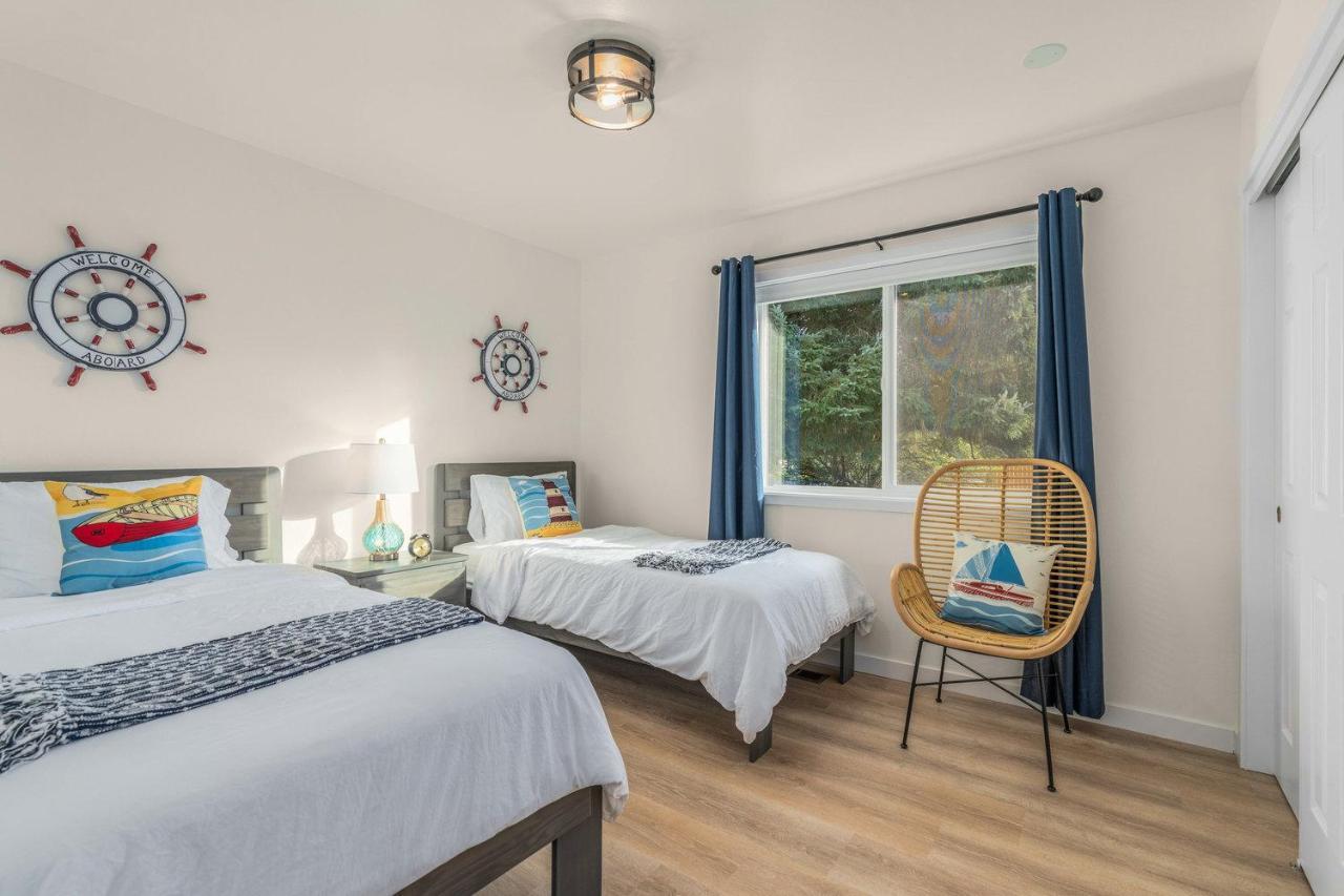 @ Marbella Lane - Wave House, Your Oceanfront Retreat! Oak Harbor Dış mekan fotoğraf
